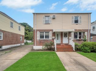 24738 87th Dr, Bellerose, NY 11426