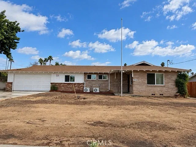 3 bed, 1400 sqft, $3,200 — Photo 1