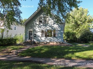 2041 Laurel Ave, Saint Paul, MN 55104