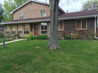 100 Francis Ct, East Peoria, IL
