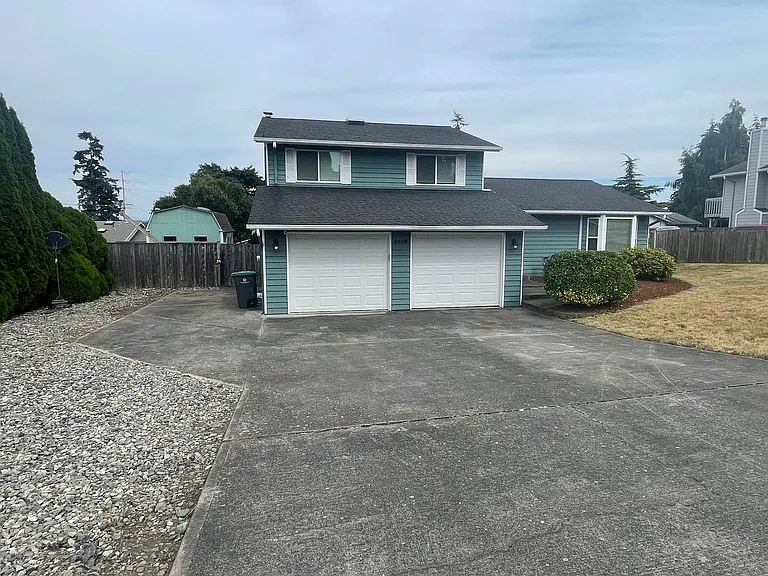 2026 Baymont Dr — Photo 2