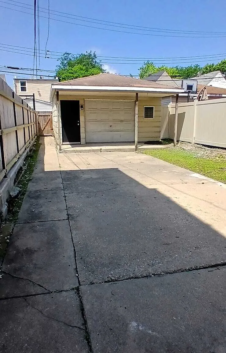 2026 N Kedvale Ave - G — Photo 2
