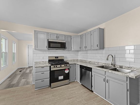 4th image of 27 Munsell St