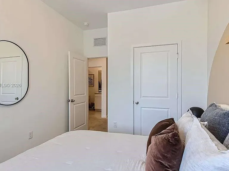 876 NW 3rd Way #876 — Photo 22