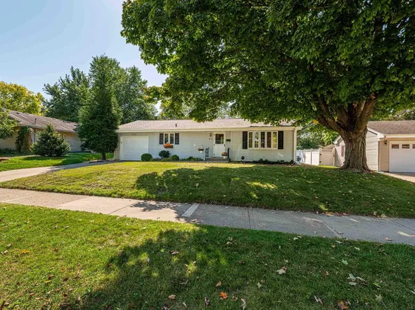 929 NORTHLAND Drive, Madison, WI 53704