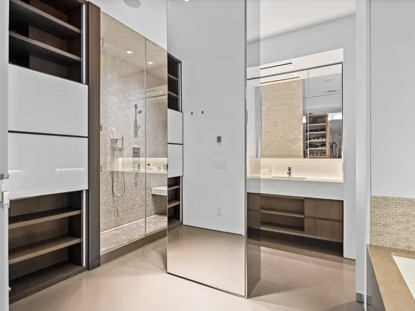 257 West 17th Street image 7 of 15