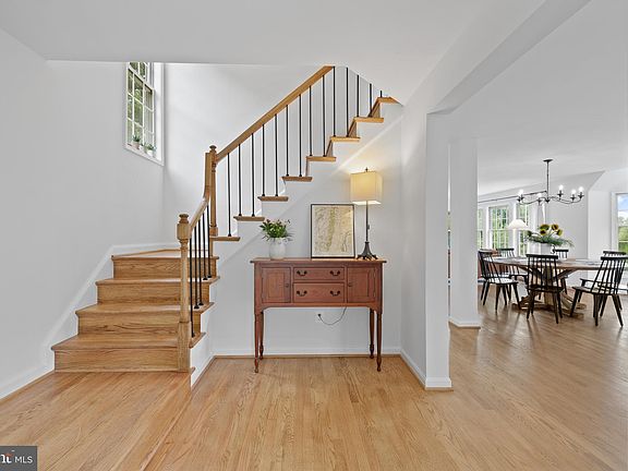 4th image of 40839 Browns Ln