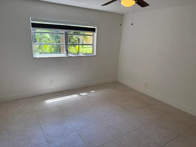 4141 NW 26th St — Photo 27