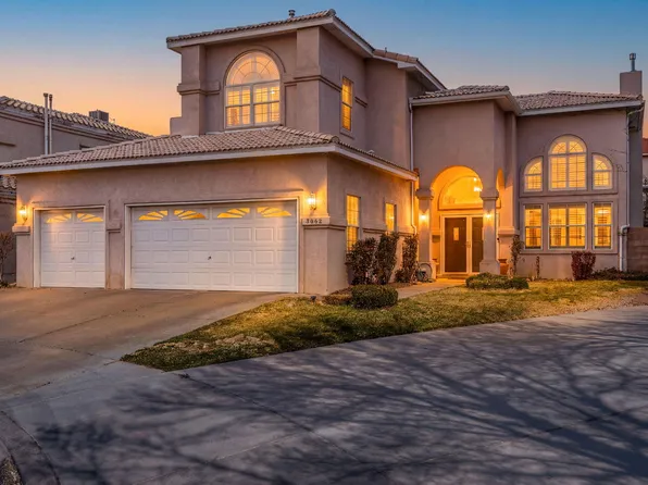 8608 Tierra Alegre Dr NE, Albuquerque, NM 87122