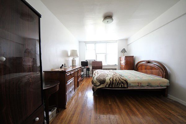 2nd image of 9411 59th Ave APT D23