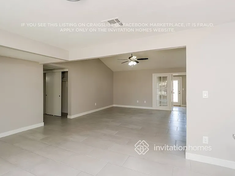 5630 W Hatcher Rd — Photo 3