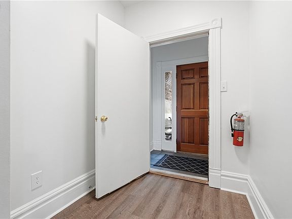 4th image of 707 Bellefonte St