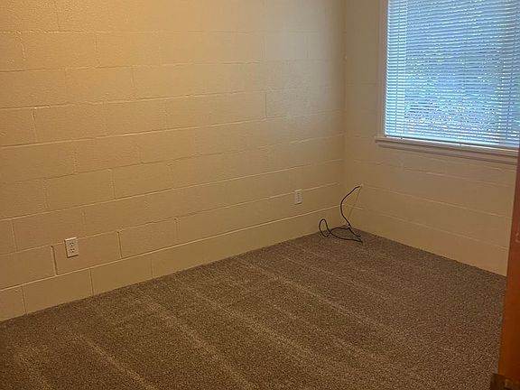 5th image of 2187 & 2189 Hull Dr #2189