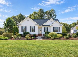 306 Blanchard Rd, Fuquay Varina, NC 27526