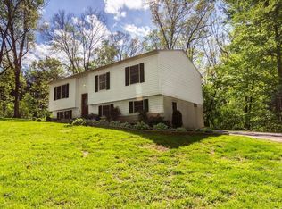 130 Monacy Rd, Coatesville, PA 19320