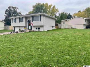 204 Laura Ln, Ceresco, NE 68017