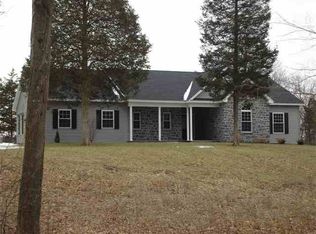 66 Payne Rd, Coeymans, NY 12046