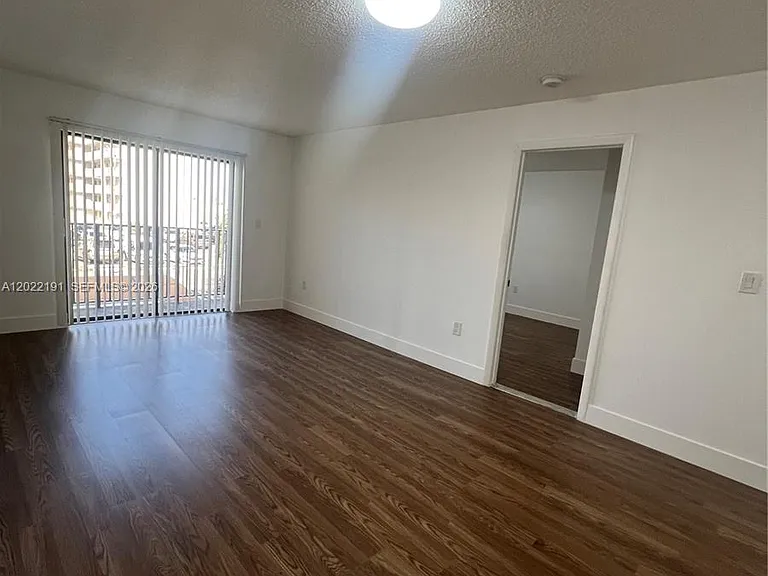 6141 W 22nd Ct #202 — Photo 4