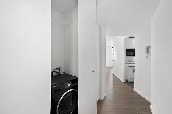 Rented by Battery Park Realty | media 18