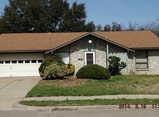 713 Brookview Dr, Garland, TX 75043
