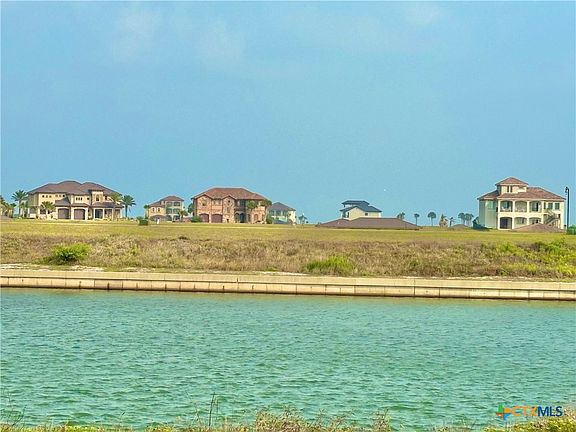 2nd image of 262 E Burgundy Bay Bay