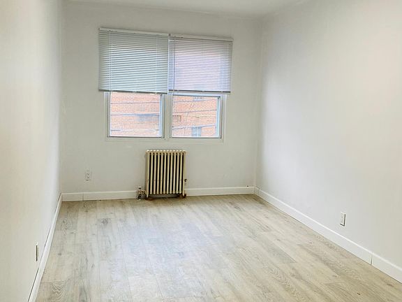 4th image of 4707 Bell Blvd Floor 2