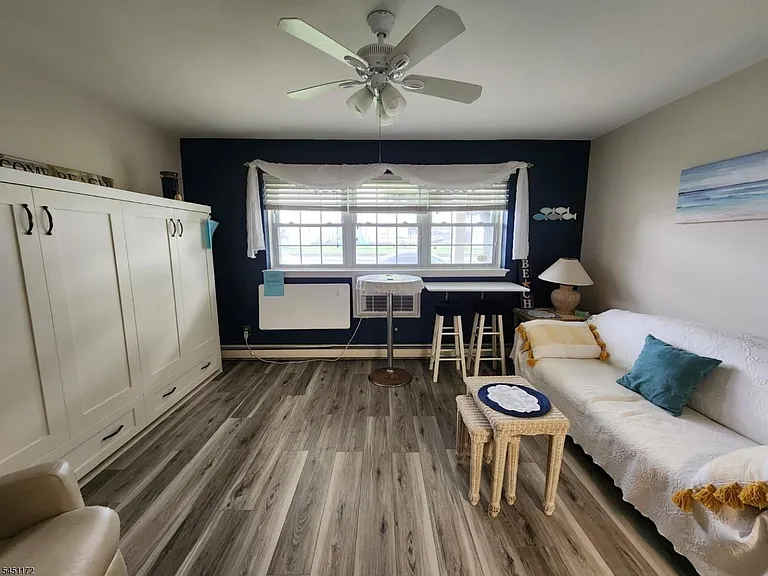 709 Ocean Ave #9 — Photo 6