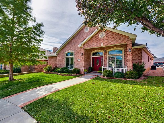 2nd image of 205 Skywood Cir