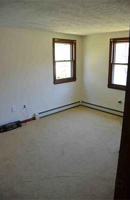 2nd image of 30 Bayberry Cir