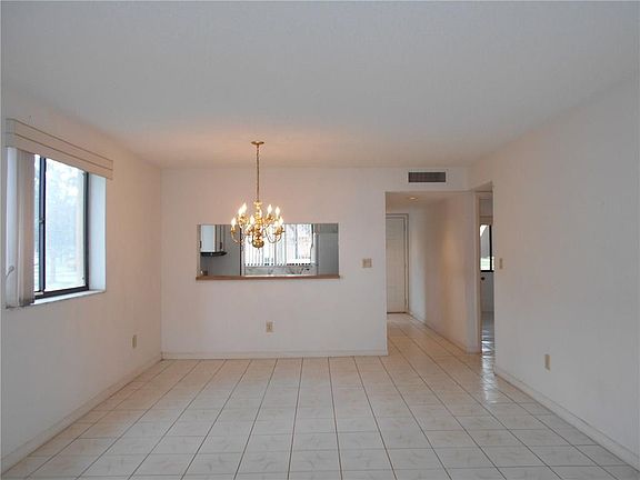 5th image of 10802 W Clairmont Circle #10802
