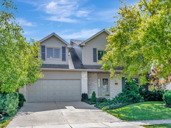 1835 President St, Glendale Heights, IL 60139