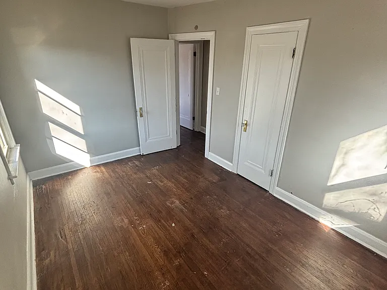1939 Evansdale Ave #2 — Photo 6
