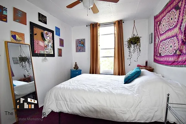 Rented by Compass | media 12