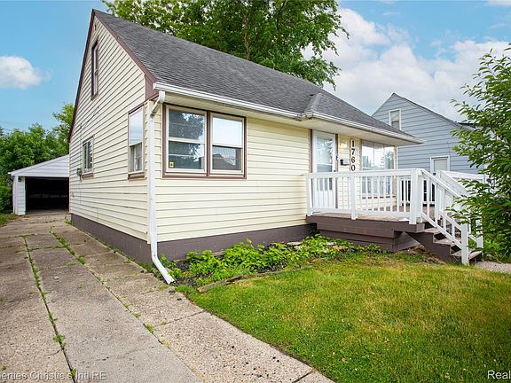 2nd image of 17606 Tennyson St