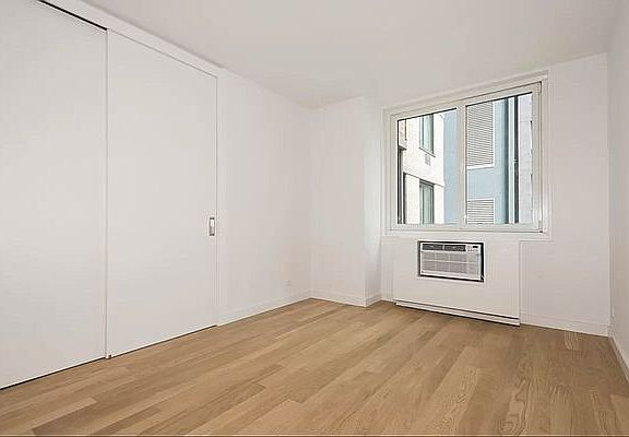 2nd image of 203 E 69th St #3B