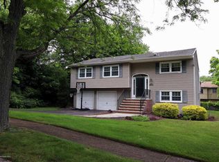 14 Poet Dr, Matawan, NJ 07747