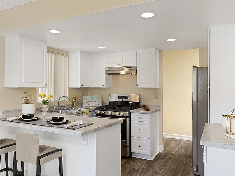 Wintergreen Apartments — Photo 5
