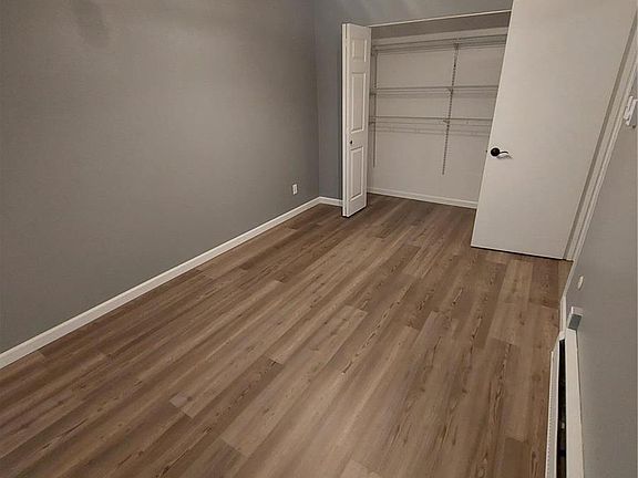 4th image of 9921 S Bunker Hill Dr #A