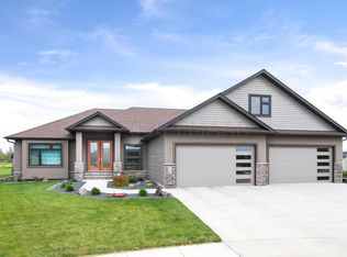 712 47th Ave W, West Fargo, ND 58078