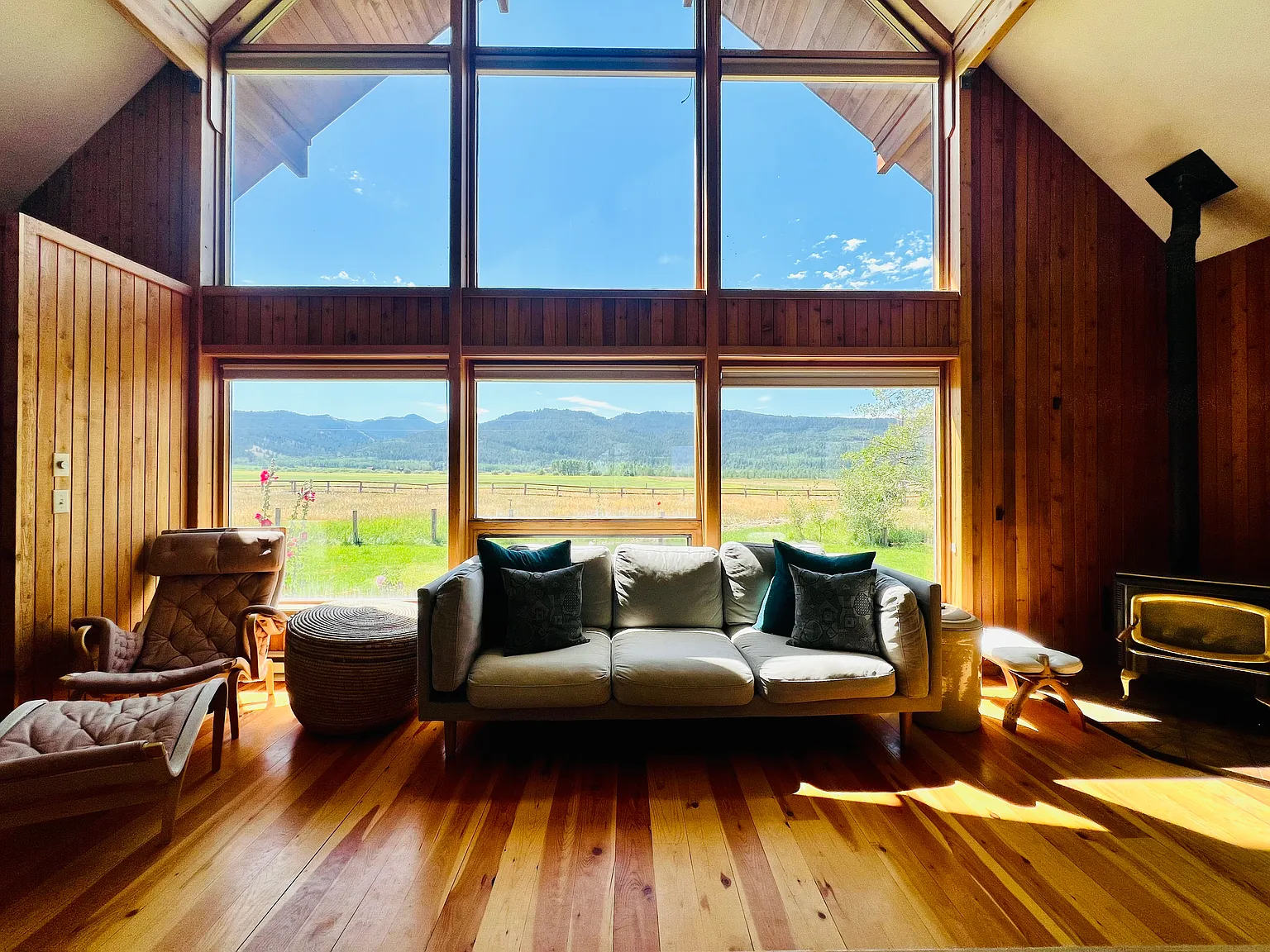 3 bed, 1700 sqft, $3,600 — Photo 3