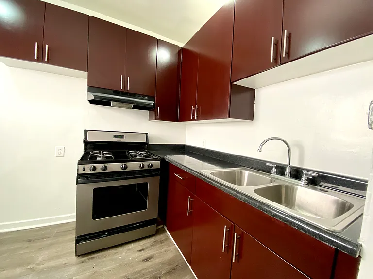 Berendo Lofts LLC — Photo 14