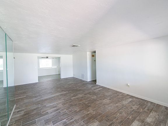 5th image of 3705 Bigelow Dr