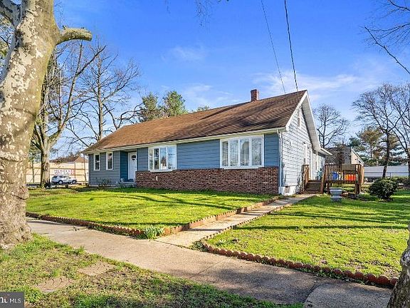 2nd image of 2122 Horner Ave