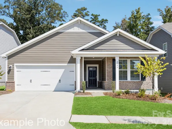 365 Ladue Dr, Salisbury, NC 28147