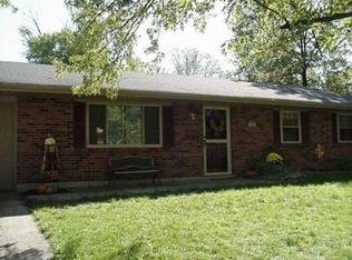 298 Golfwood Dr, Dayton, OH 45449