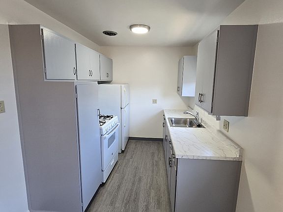2nd image of 1114 Haddon Dr APT 5