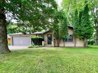 418 E Forest St, Marshfield, WI 54449