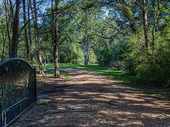 2nd image of 1017 Allen Rd