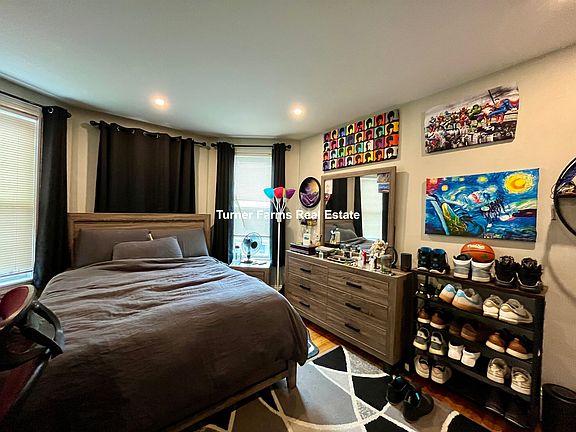5th image of 24 Pond St #B