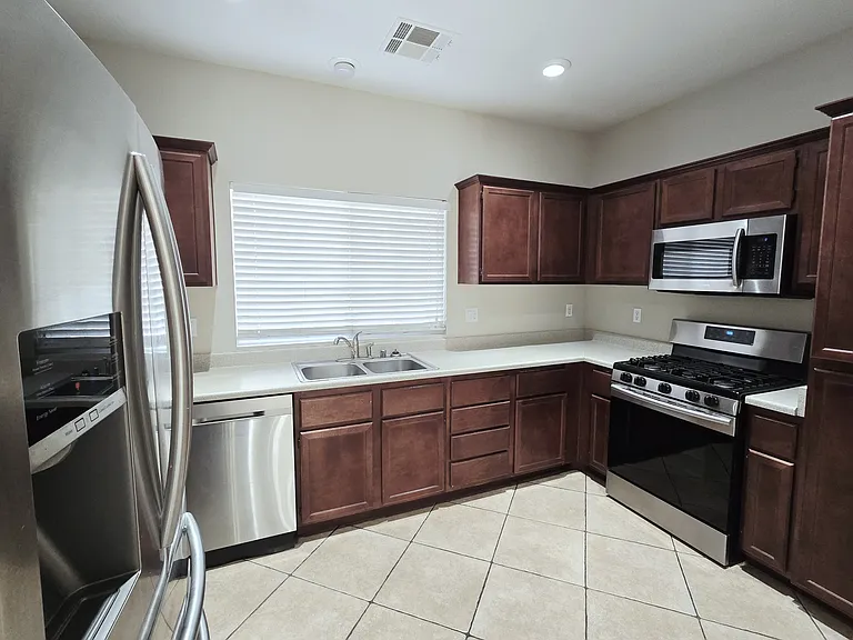 1035 Appaloosa Hills Ave — Photo 6